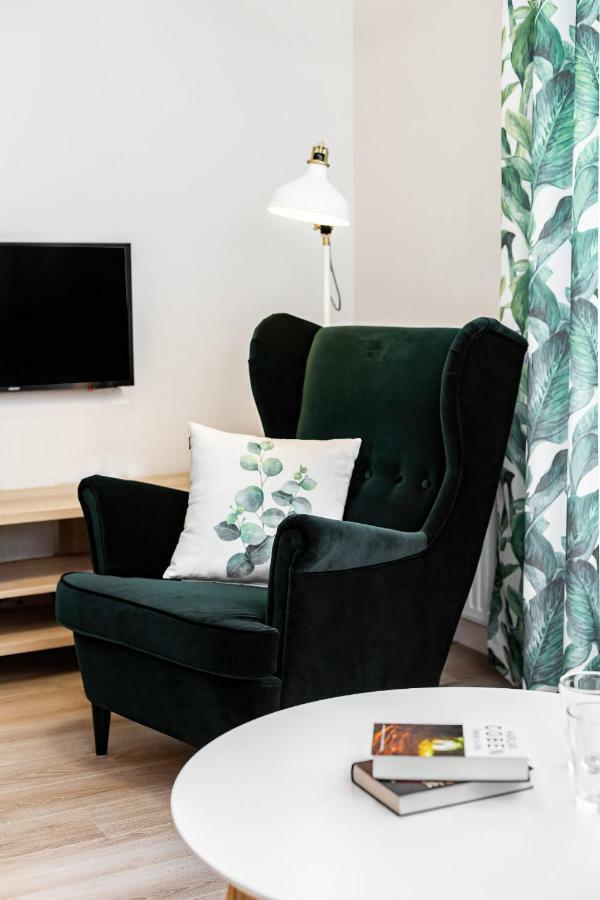 Apartment Walonska With Free Parking Wroclaw By Noclegi Renters Exteriér fotografie